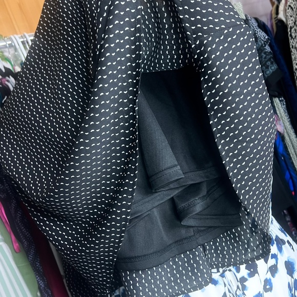 👗|•VERY J•| Black & White Dot Ruffled Deep V-neck Dress Size Large - Picture 5 of 10